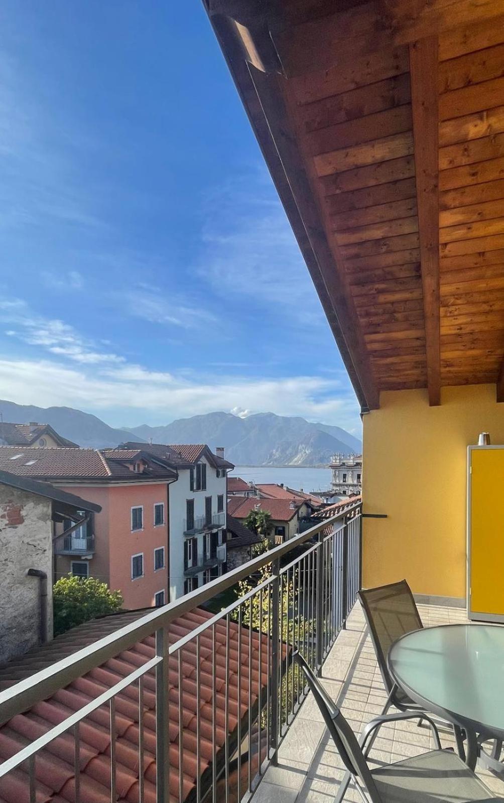 Penthouse Federico With Lake View - Residenza Silvana Verbania Ngoại thất bức ảnh